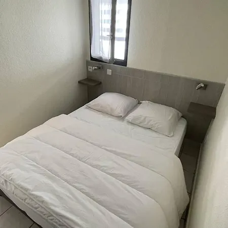 Апартаменти Renove A 300m De La Avec Parking - Fr-1-723-170 *
